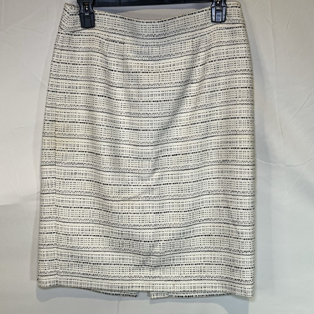 Banana Republic Women's A Line Skirt Size 8 White Black Tweed Cotton Blend Lined